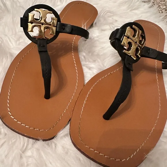 Tory Burch Mini Miller Leather Thing Sandals - Picture 3 of 6